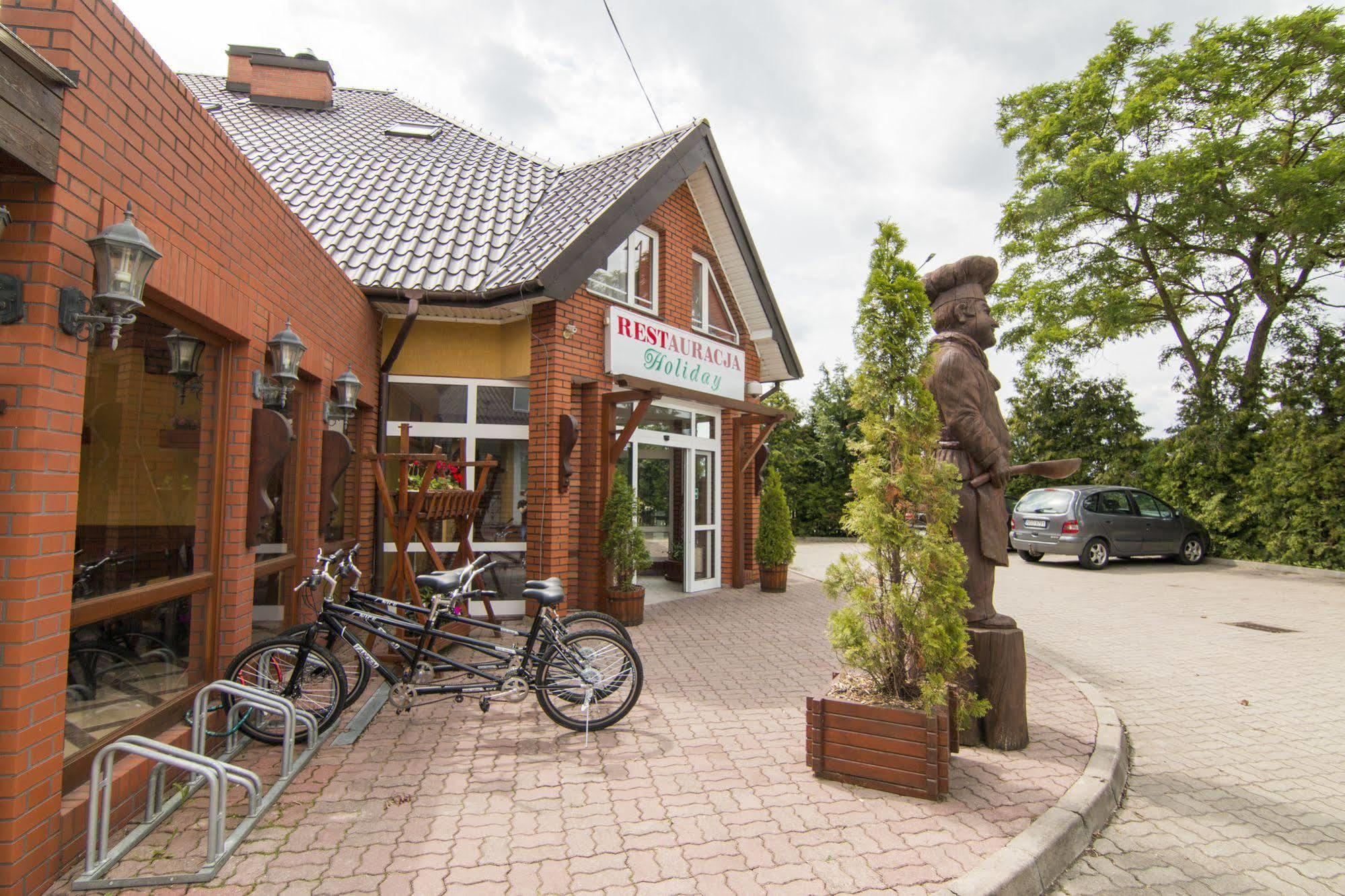 Holiday Stary Folwark Exterior photo