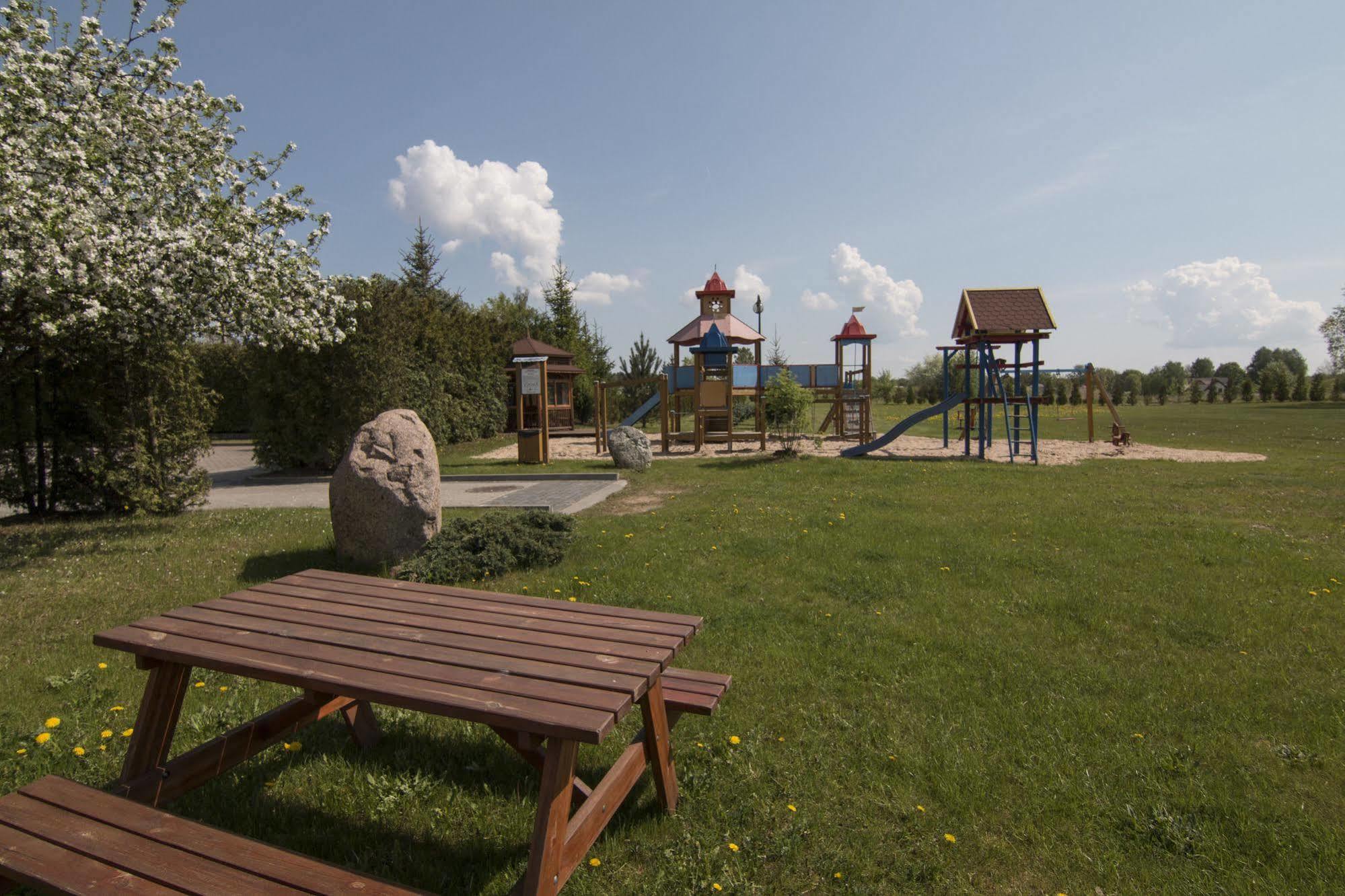 Holiday Stary Folwark Exterior photo